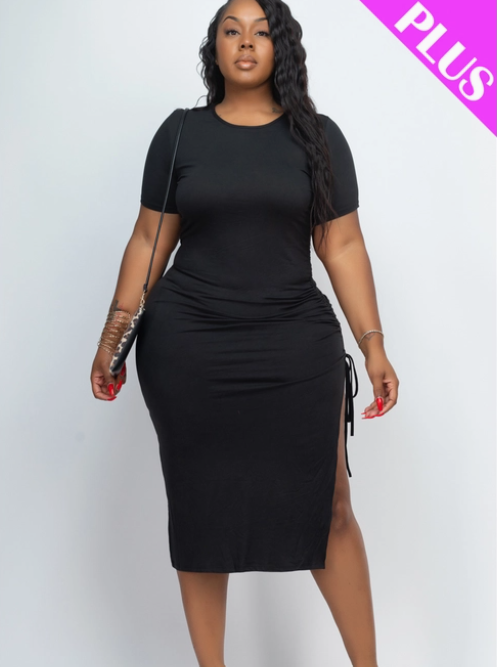 Plus Ruched Short Sleeve Midi Dress